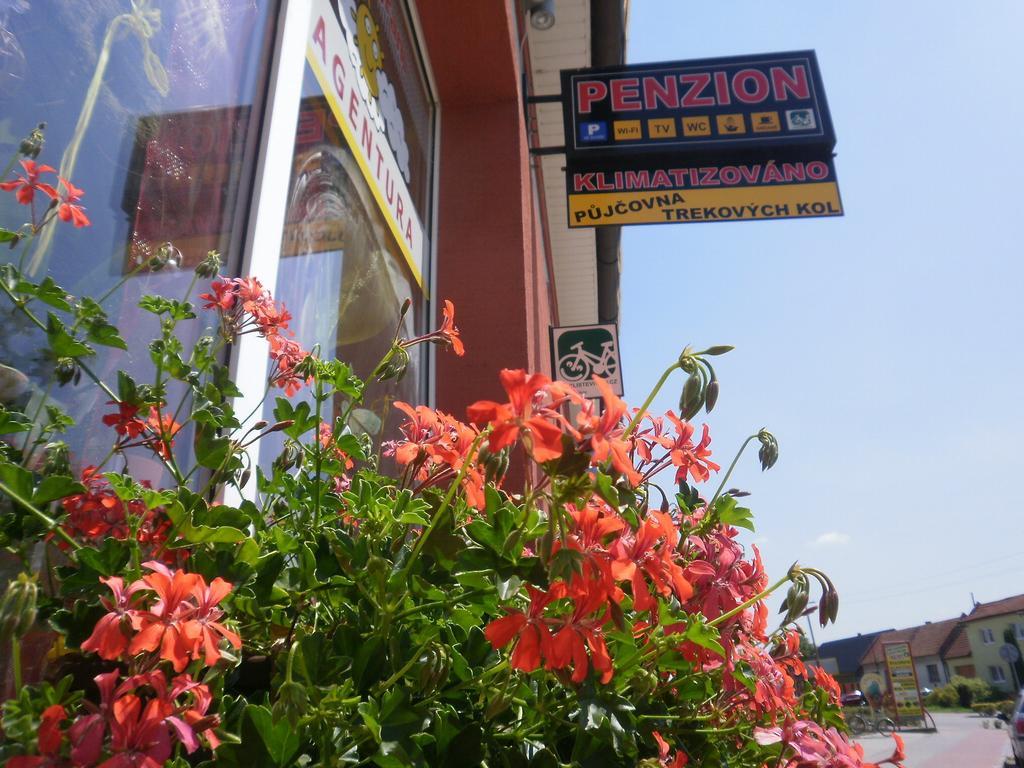 Dj-penzion Vracov Esterno foto